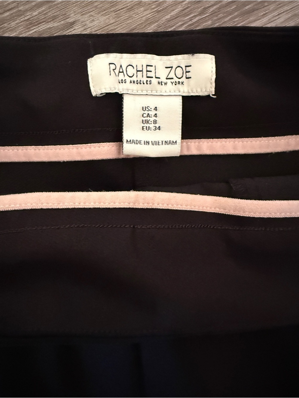 Rachel Zoe Black High Waisted Sailor Shorts Gold Crest Button Pockets Size 4 - Picture 3 of 5